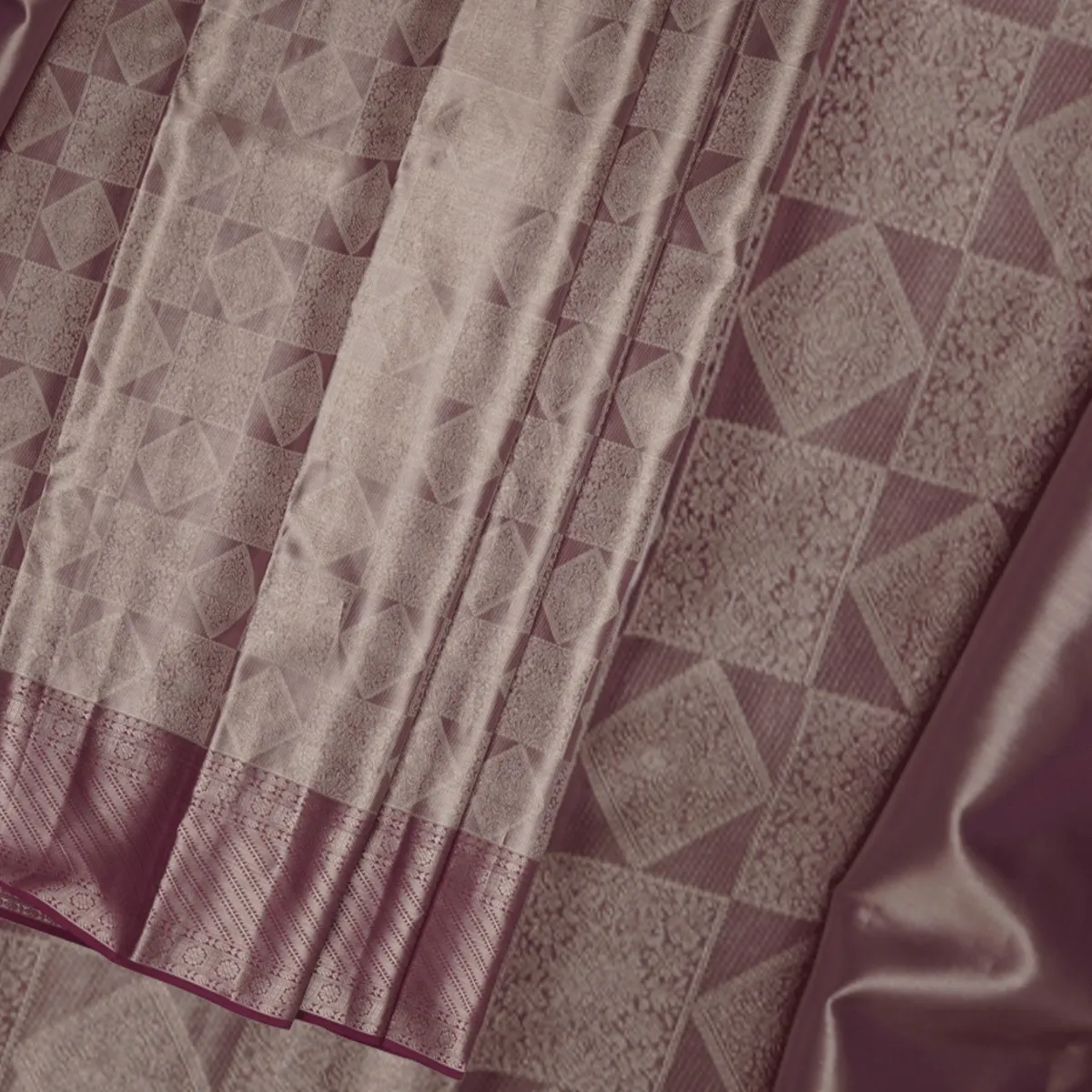 Kanchipuram Handloom Tissue Silk Saree Silver Colour Silk fast Jari